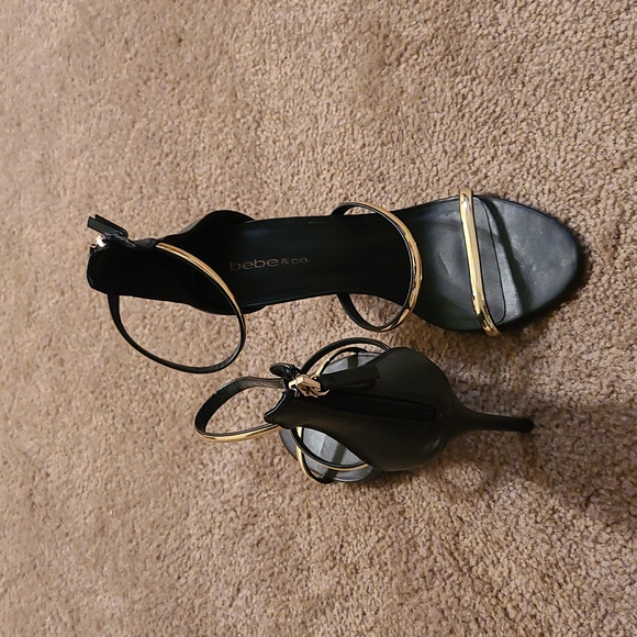 BeBe Heels - Picture 2 of 3